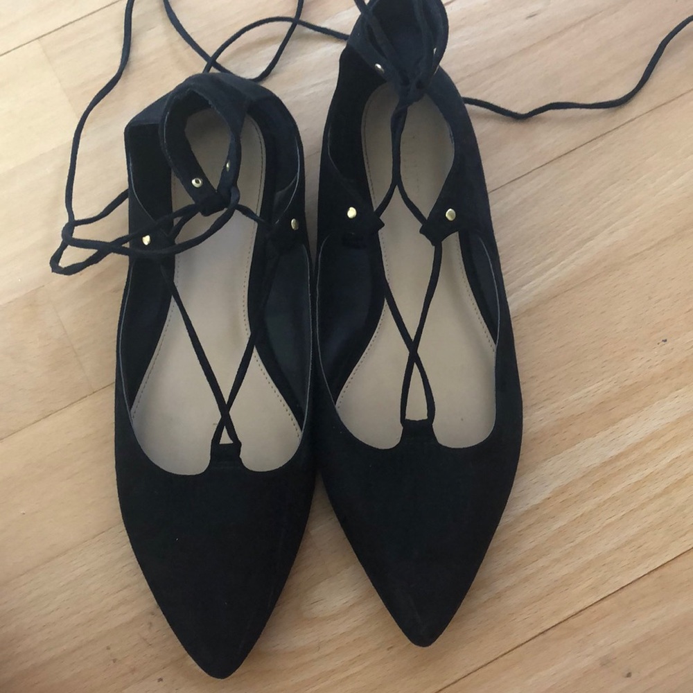 Pointy toes lace up flats
